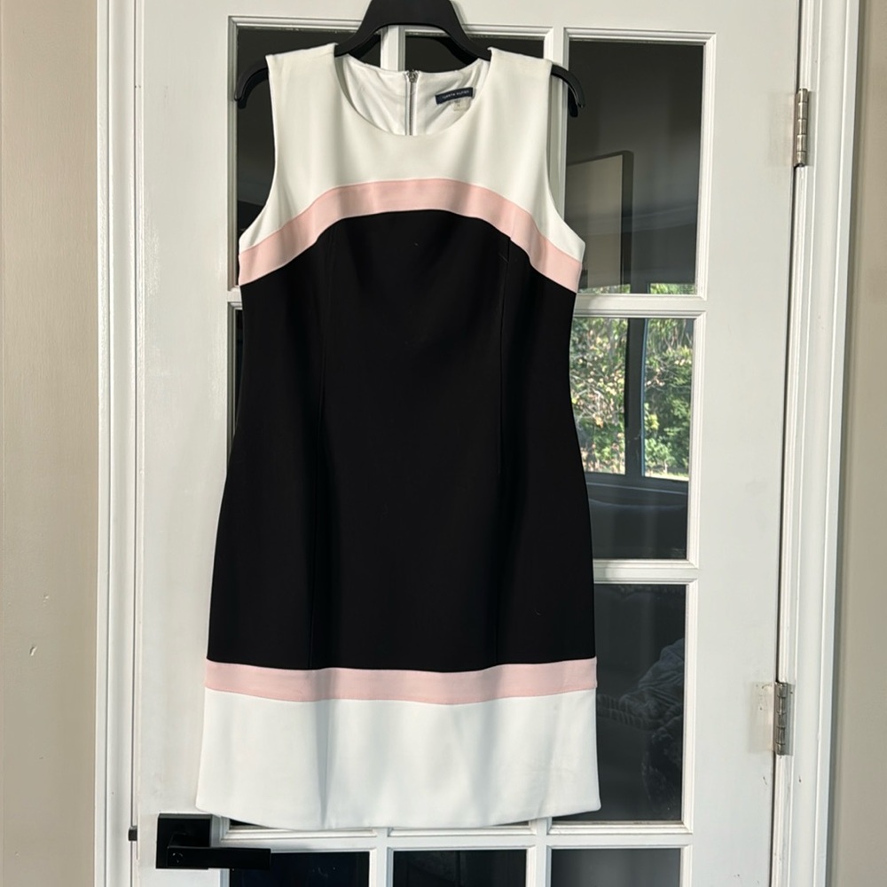 NWOT‼️ Tommy Hilfiger “body con” cocktail dress pink/white/black size 12